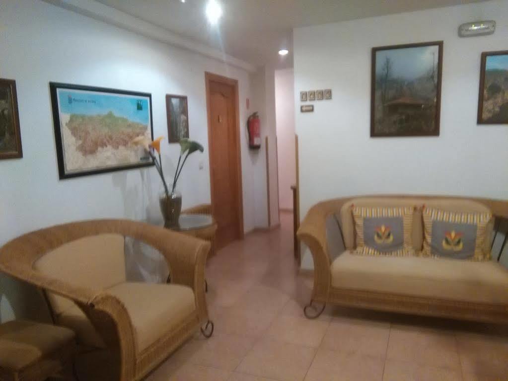 Hospedaje Torreon Onís Zewnętrze zdjęcie